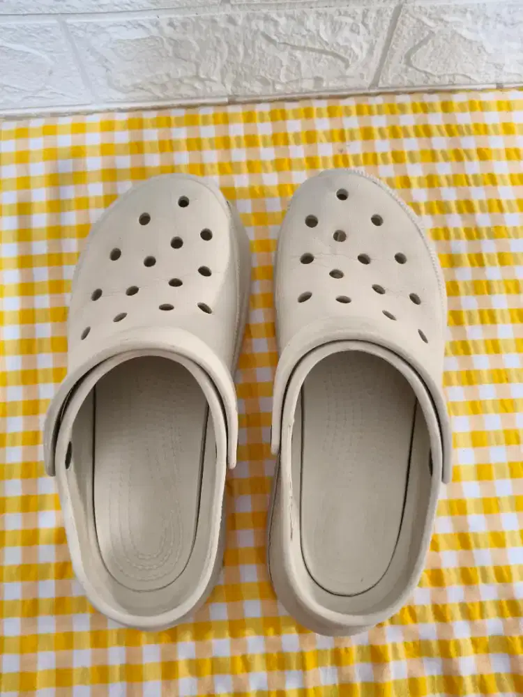 Sandal Baim Wanita Selop Warna Beige – Size 37/38 Insole 24 cm