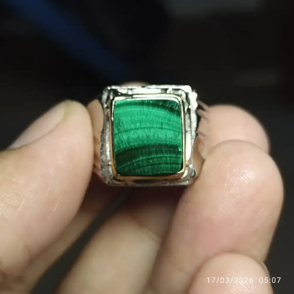 Cincin batu bulu merak malachite small model kotak