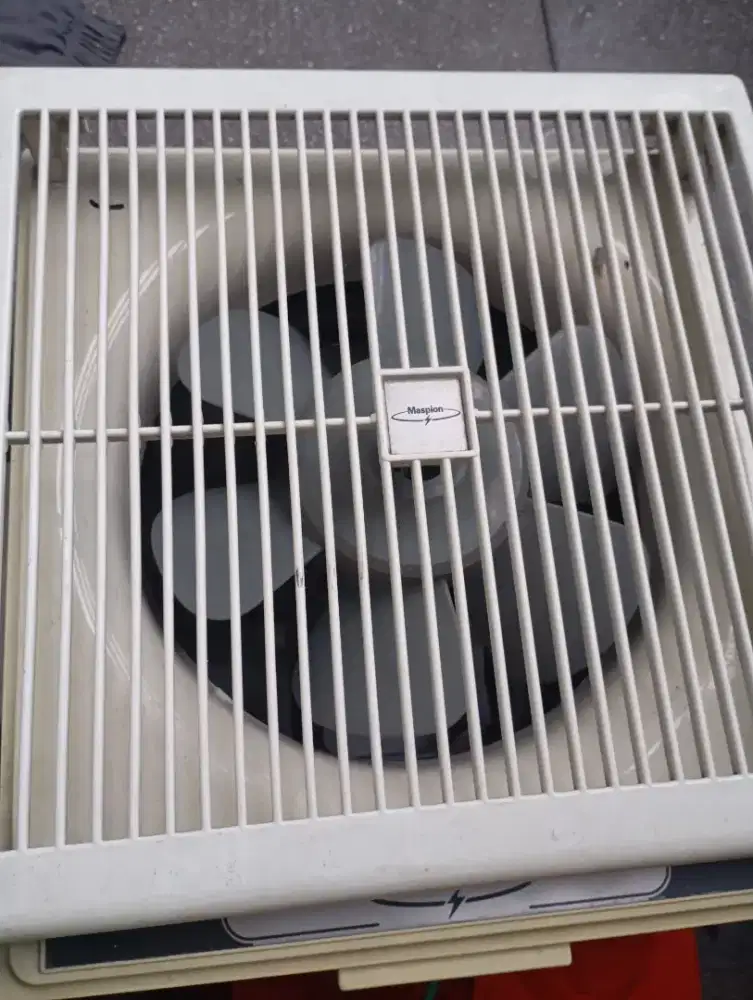 Kipas angin hisap/hexos merek maspion