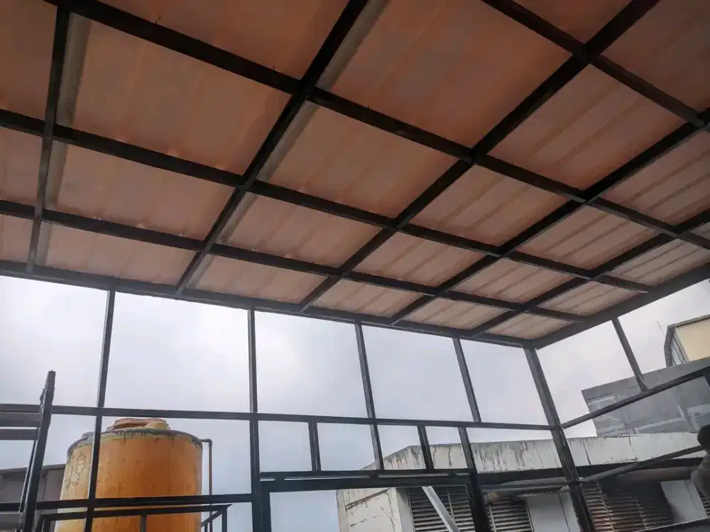 Kanopi partisi baja ringan untuk rooftop dan gudang