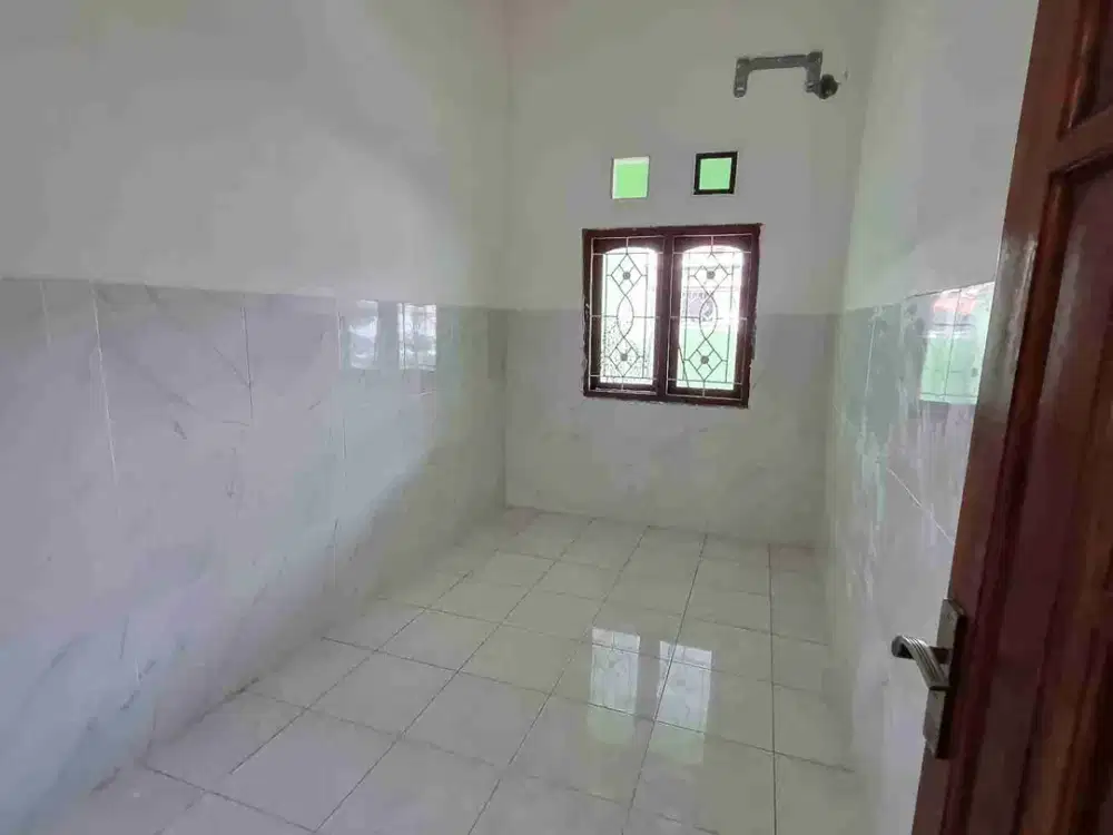 sewa rmh 1.5Lt di karang asem dekat unair,dr soetomo dll