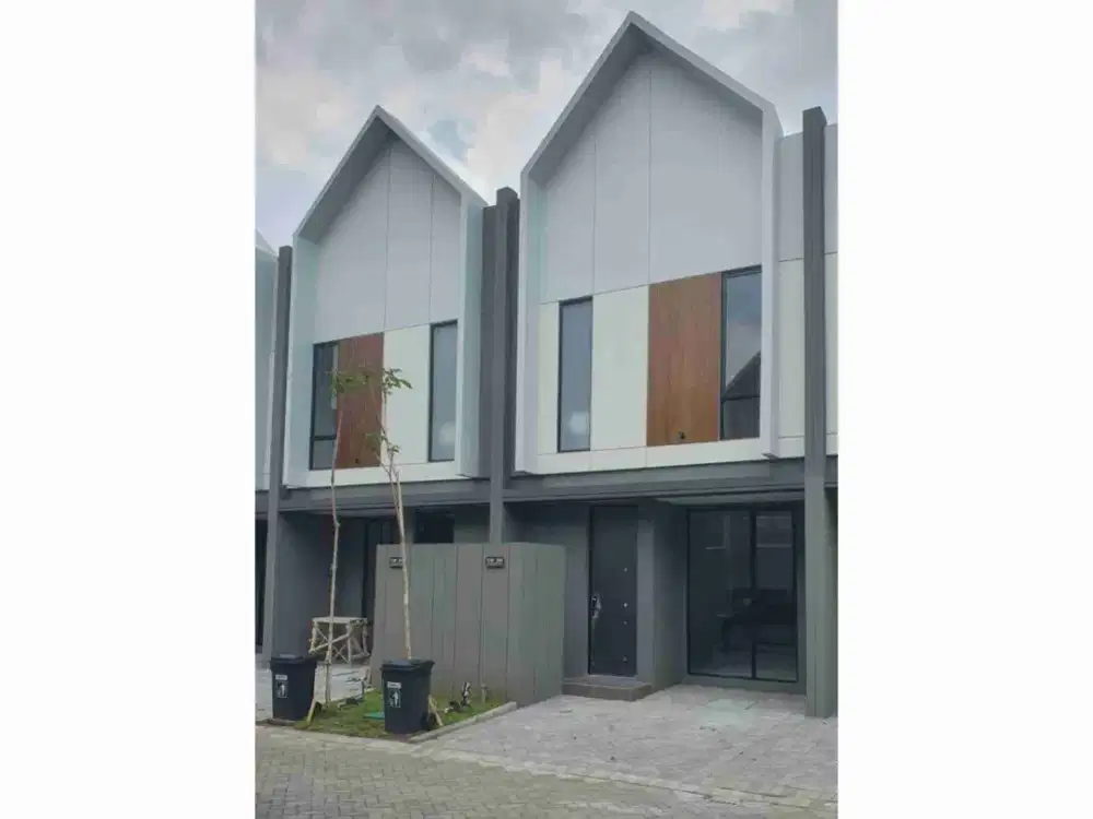 GRAND EASTERN PERUMAHAN TERBAIK SBY TIMUR MURAH 900 JUTA  SISA 4 UNIT