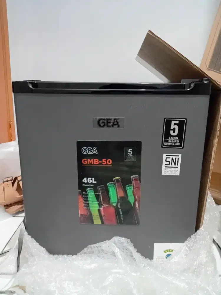 Kulkas Mini GEA