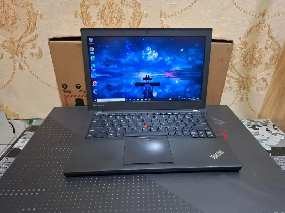 Laptop Lenovo Thinkpad X260 CORE I5 GEN6 -SSD 512GB -8GB -Desaigner