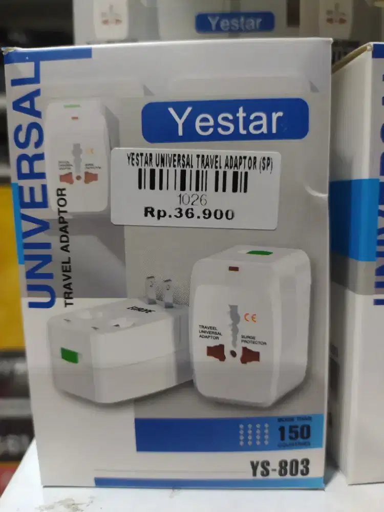 YESTAR UNIVERSAL TRAVEL ADAPTOR (SP)