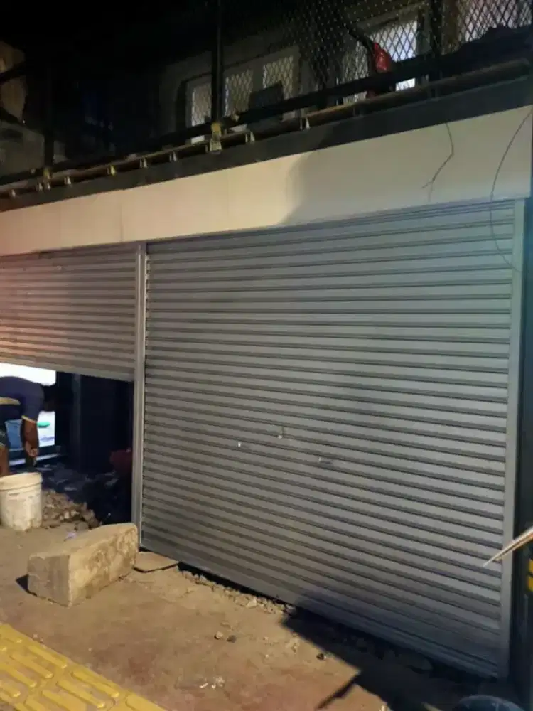 Tukang ahli rolling door folding gate