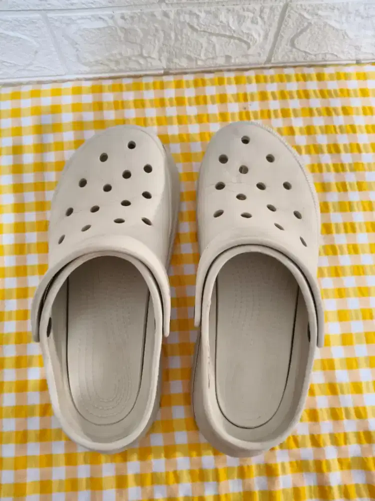 Sandal Baim Wanita Selop Warna Beige