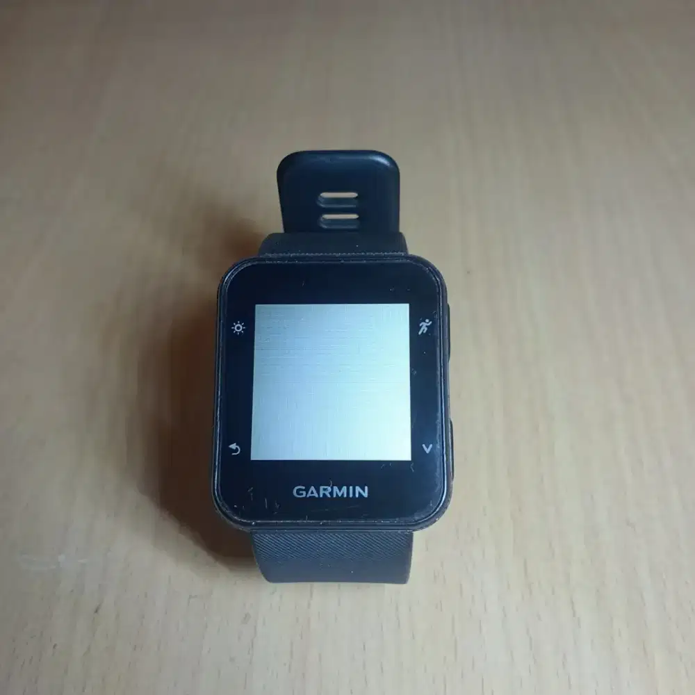 SmartWatch Garmin s Forerunner 35