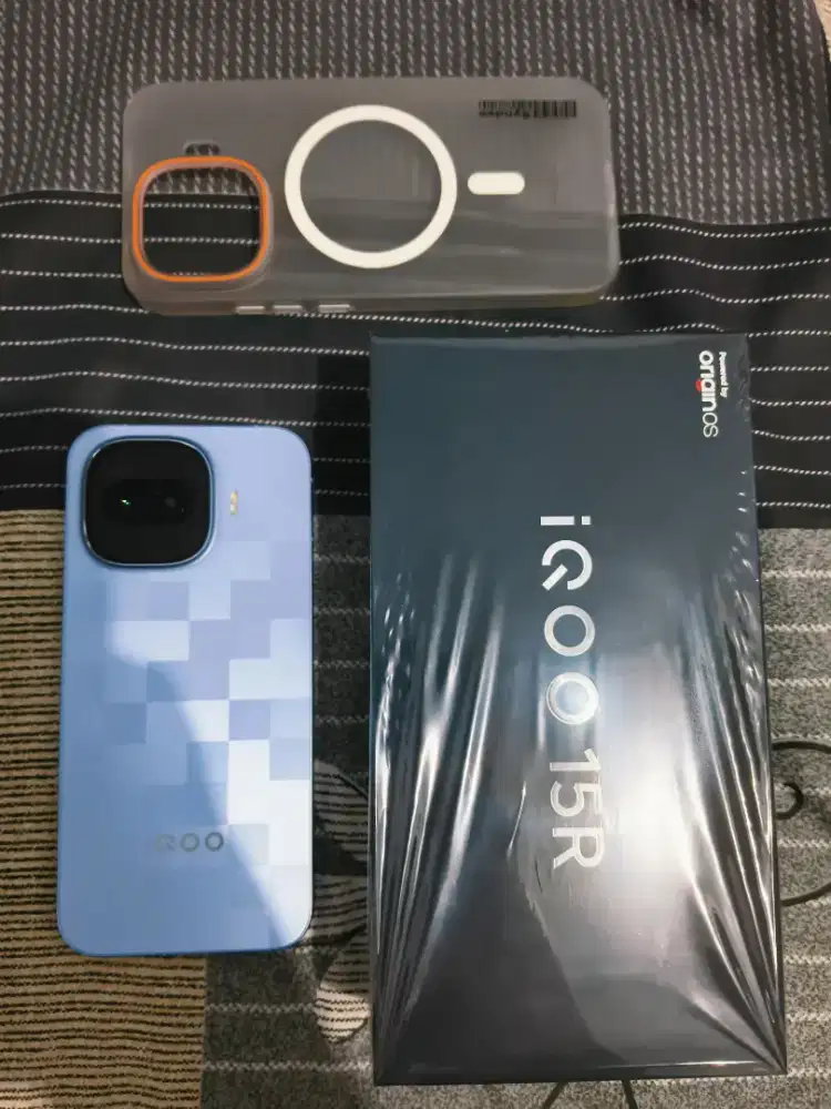 Iqoo 15R Ram 12gb Internal 256 Gb 12/256 Like New Fullset TT BT Murah