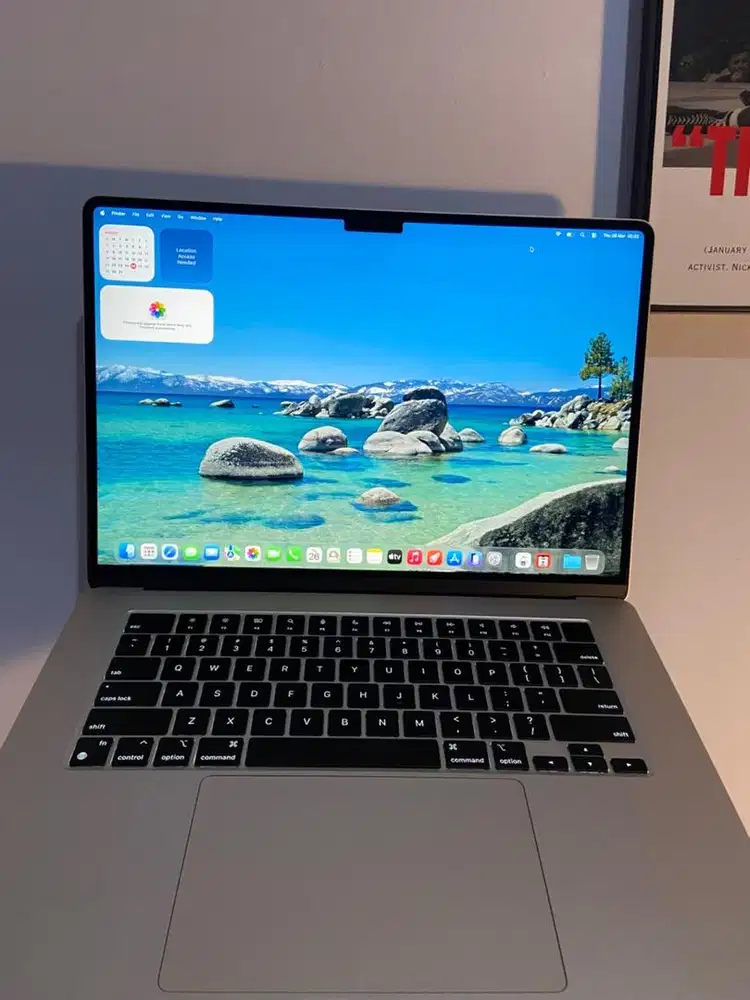 MacBook Air M3 15 inch 16GB/256GB Starlight – Fullset iBox, Garansi On