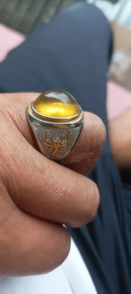 Cincin batu natural katilayu kuning rare