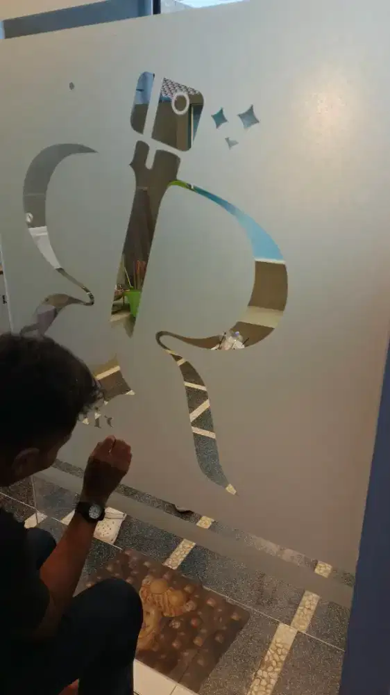 Cutting sticker logo sandblasting stiker buram ice toko kantor parfum