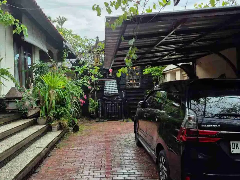 DIJUAL TANAH SEMINYAK JLN KAKI KE PANTAI DEKAT KUDETA BONUS BANGUNAN