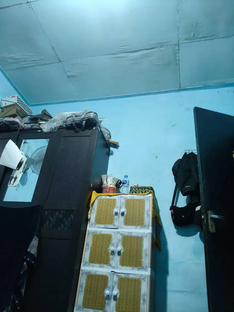 DICARI PENGASUH ANAK