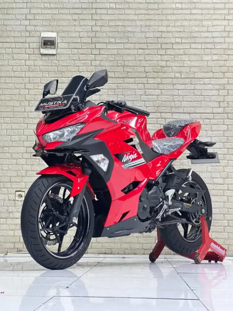 KAWASAKI NINJA 250 FI TH 2023 SUPER MULUS ODO BARU 7RB PERAK