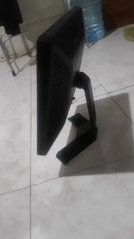 Jual monitor bekas 17 inc