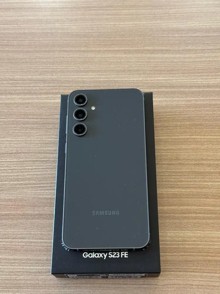 Samsung S23 FE 8/256 ex SEIN