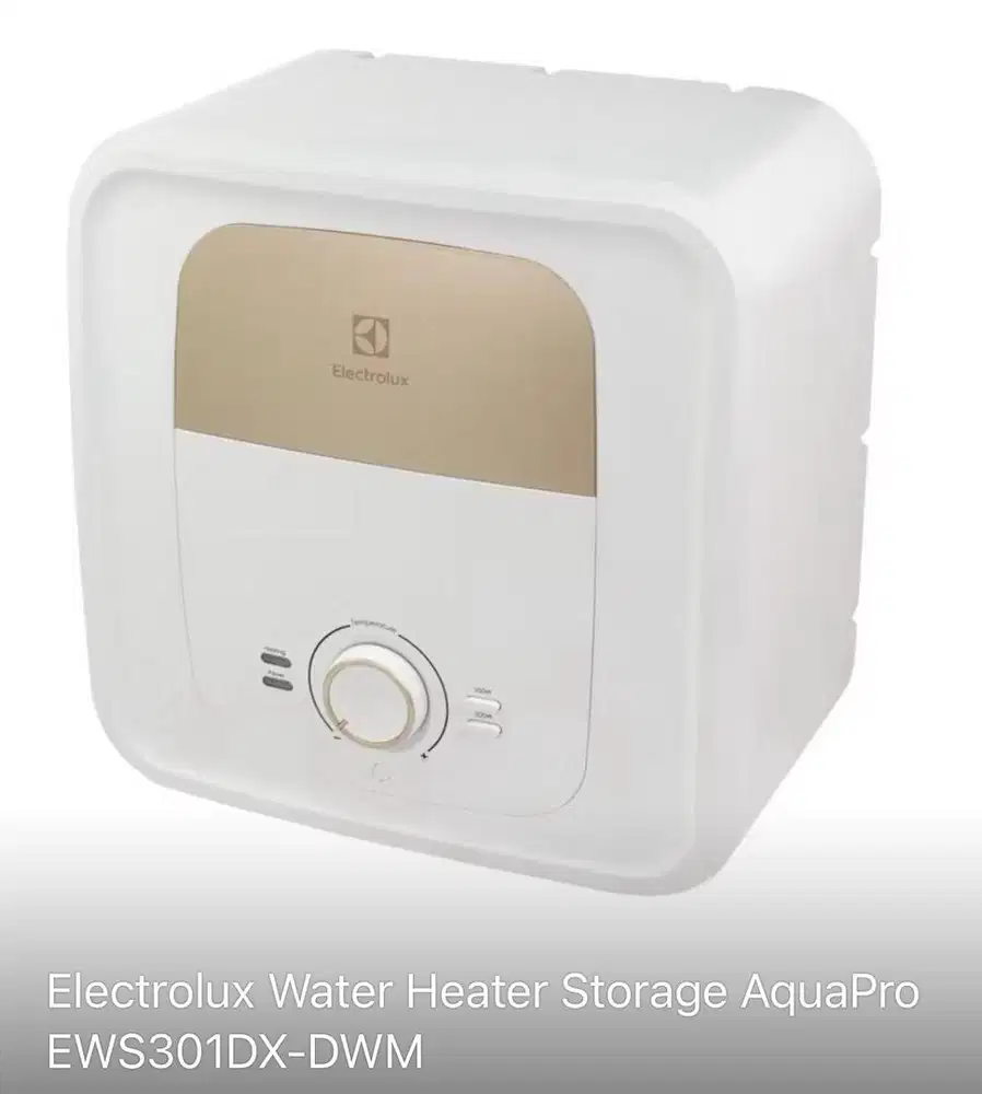 Di jual water heater kondisi msh bagus di pakai 1 tahun