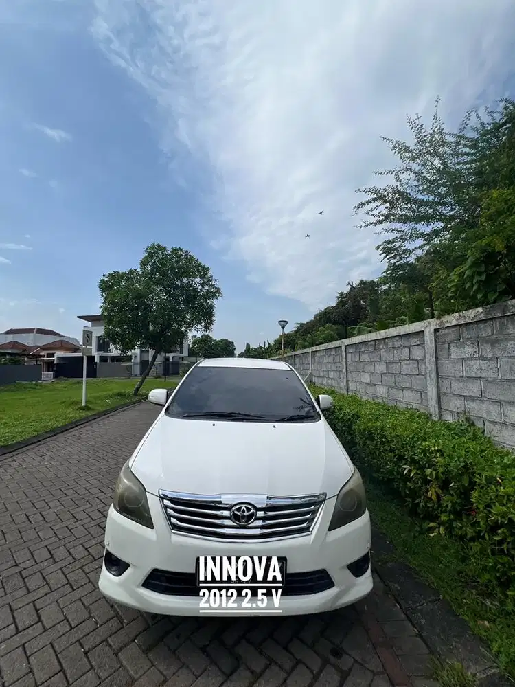 Dijual Innova 2012 2.5 V Automatic