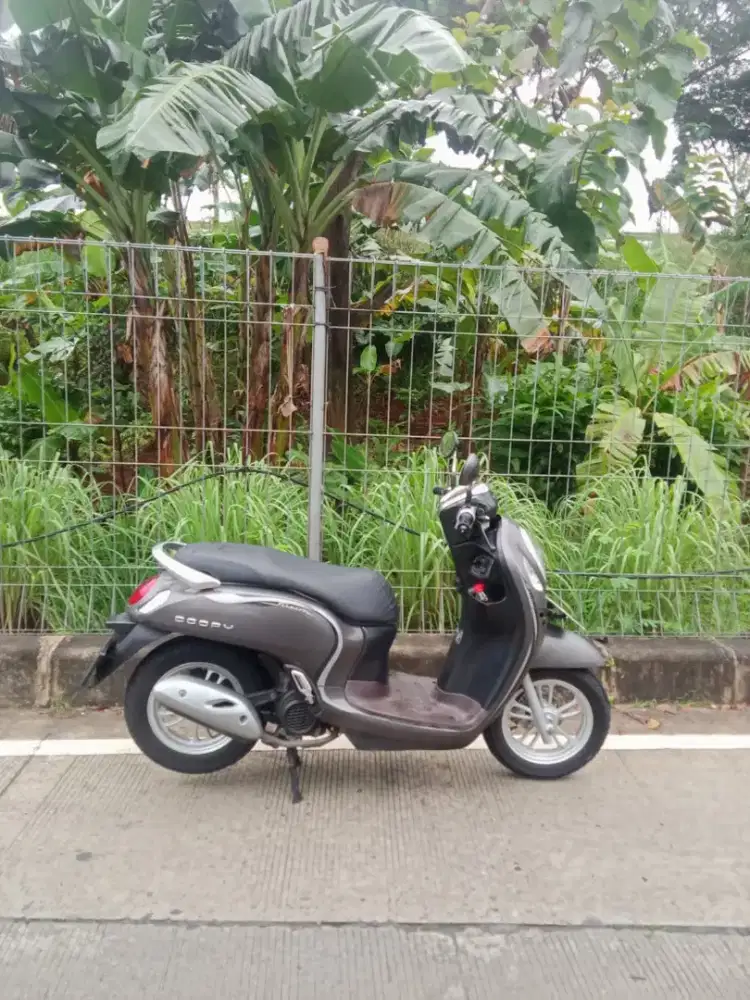 DIJUAL AJJA HONDA SCOOPY KYLESS STYLISH ORISINIL