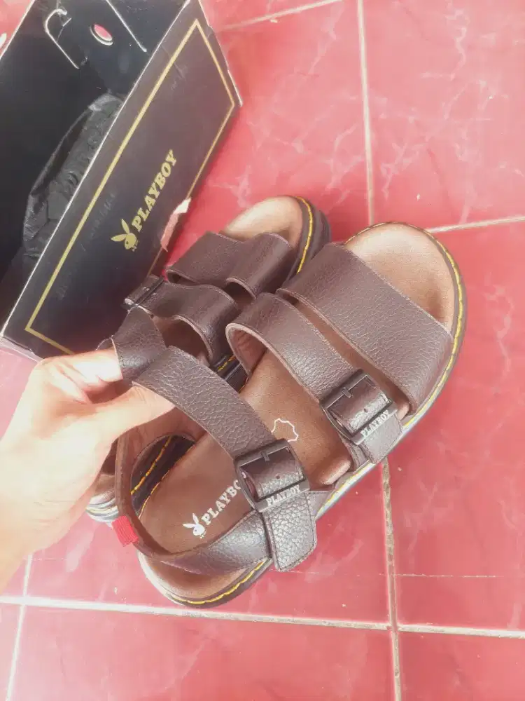 Sepadu sandal playboy jimmie size 42
