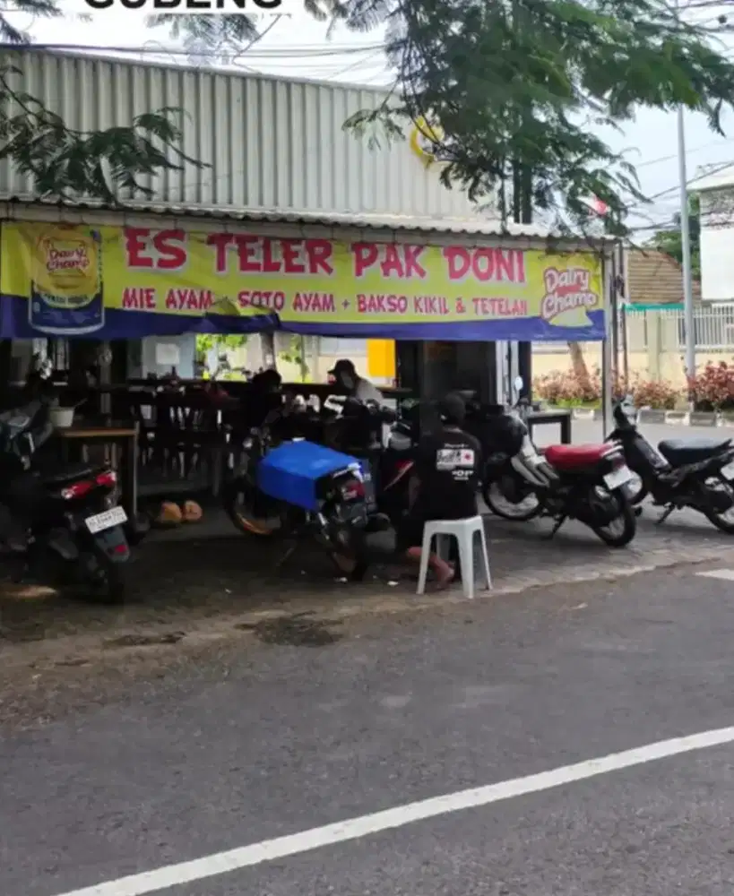 Dicari karyawan khusus Laki-Laki untuk warung makan