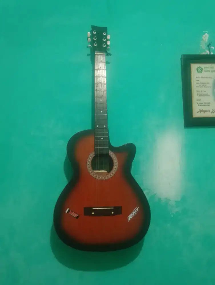 For sale gitar bekas