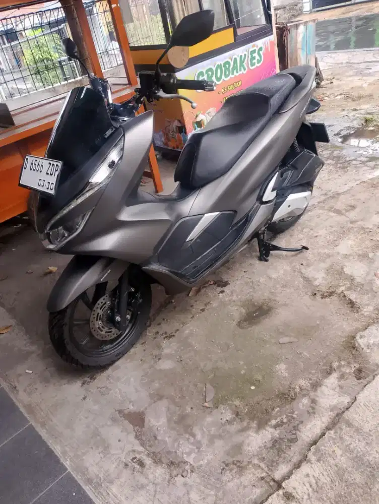Jual Honda PCX tahun 2020 mulus sekali