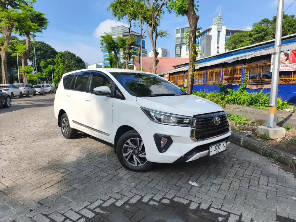 toyota kijang innova V diesel AT matic 2021