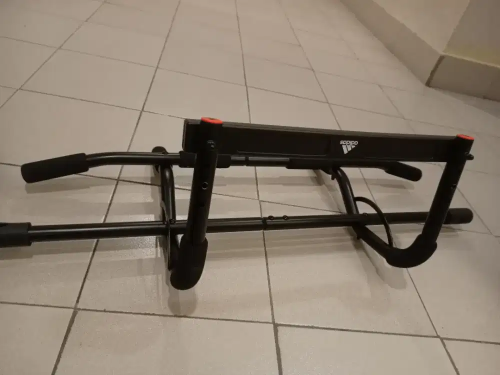 Alat bantu gym fitnes Adidas