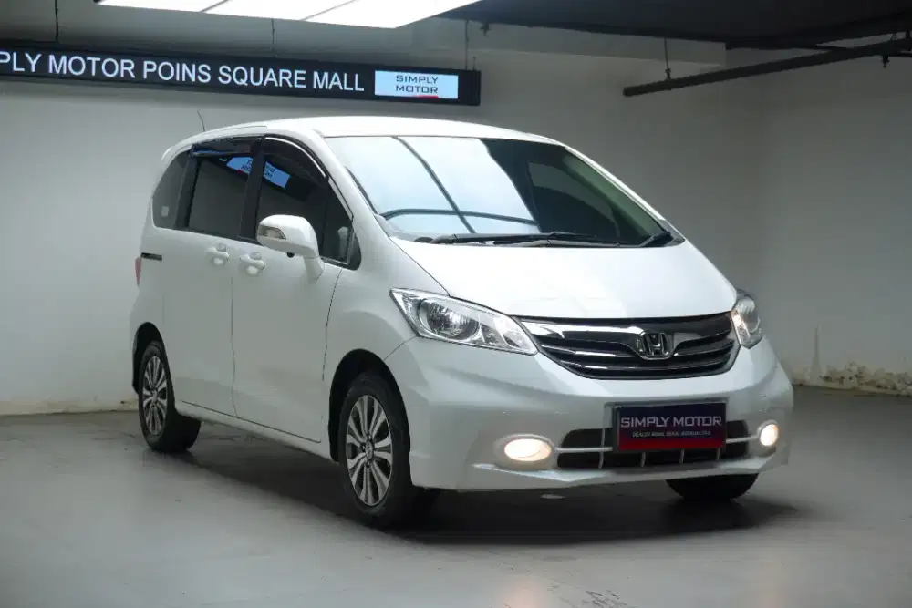 Honda Freed E PSD 1.5 2013 Putih