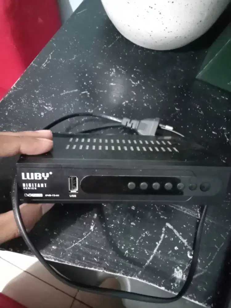 Luby DVB T2 set top box