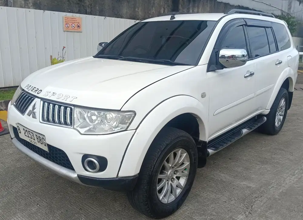 Mitsubishi Pajero Sport 2010 Exceed At Putih Diesel