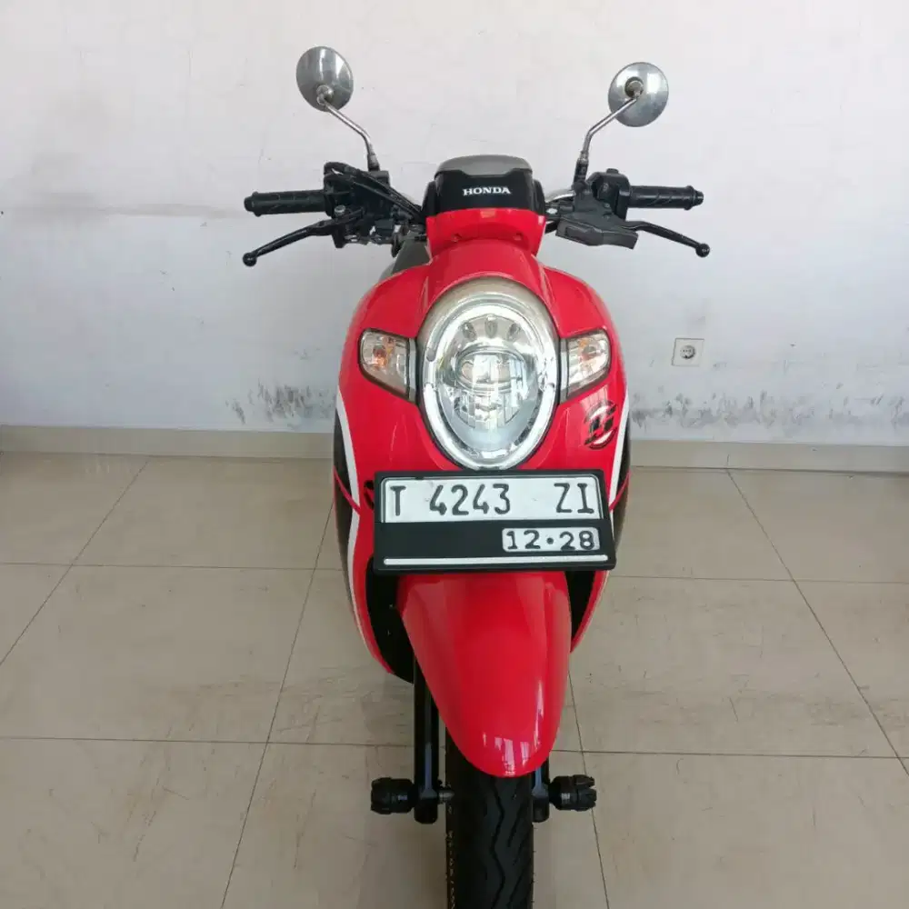 Jual Honda Scoopy tahun 2018 mulus