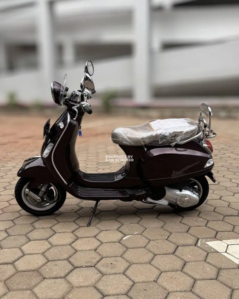 VESPA LXV 150 3V 2013 TERMURAH