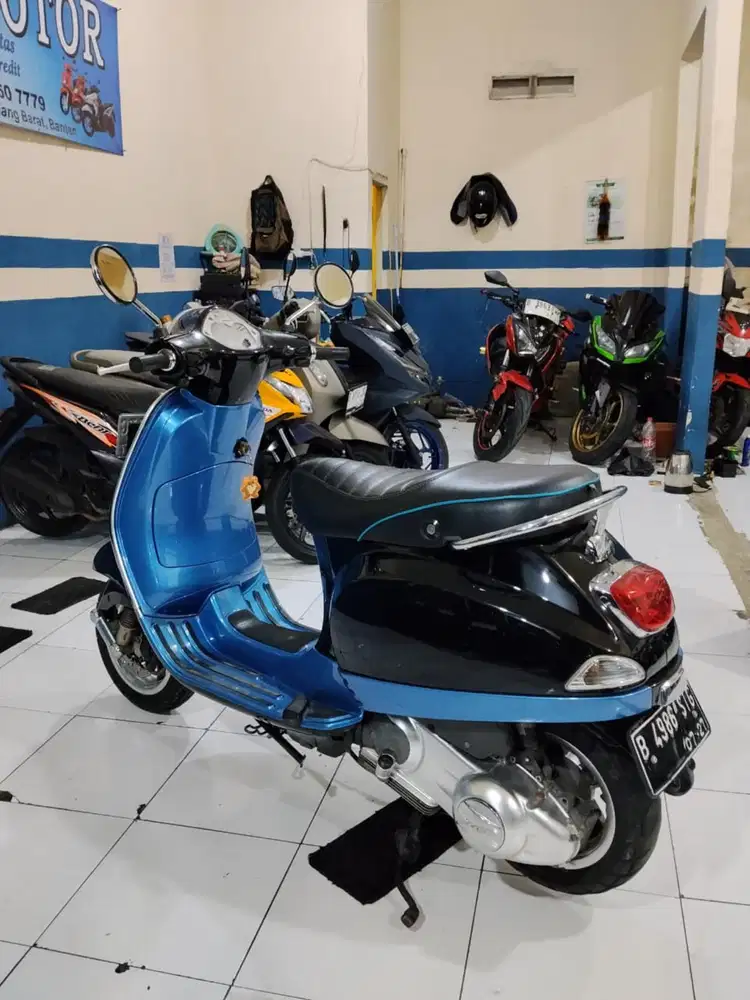 #dijual piaggio LX 150 2011 pajak hidup super mulus