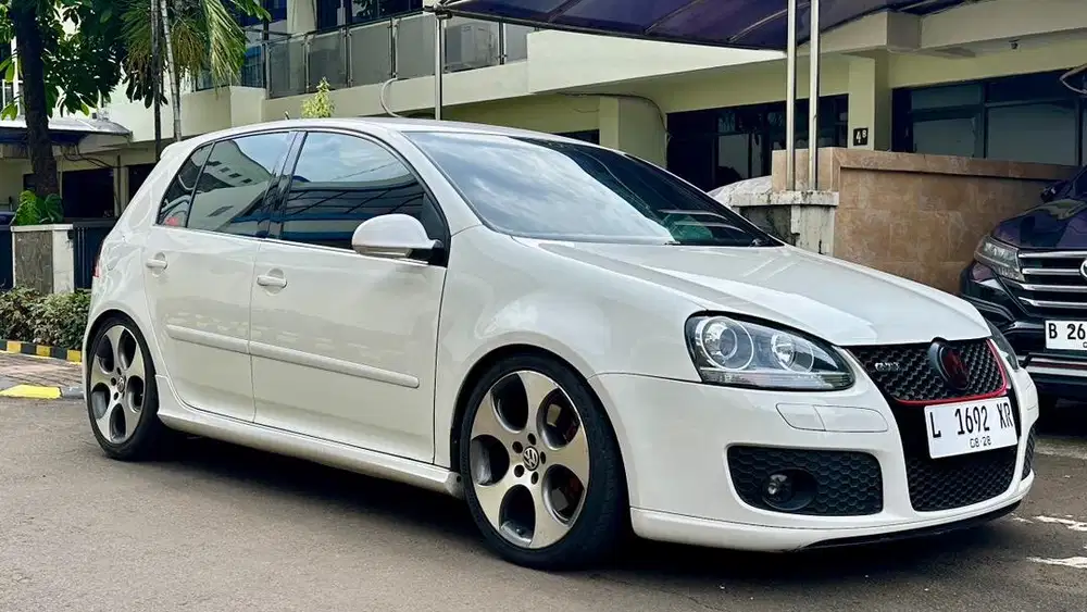 Volkswagen Golf GTI MK5