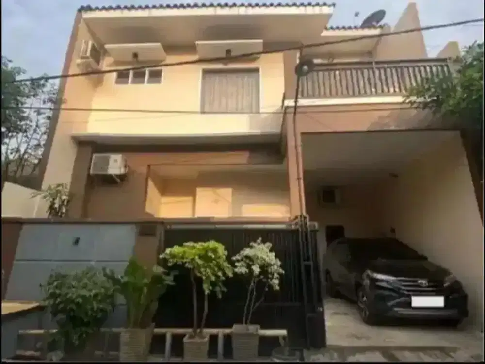 Rumah Besar Mewah Cakep!! di Galaxy 1 – LT 135 LB 225, SHM IMB, Harga 1,8 M