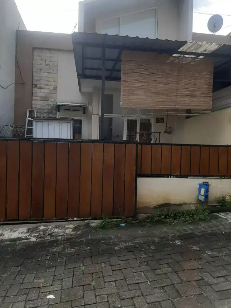 Dikontrakkan siap huni semi furnish