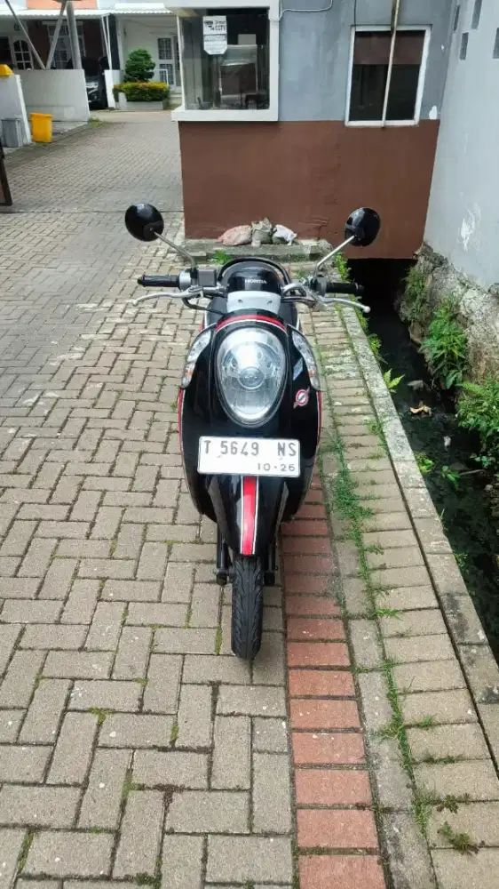 Jual Honda Scoopy tahun 2016 mulus