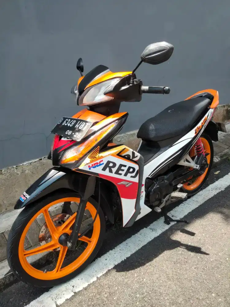 Honda Blade Repsol tahun 2016 siap pakai