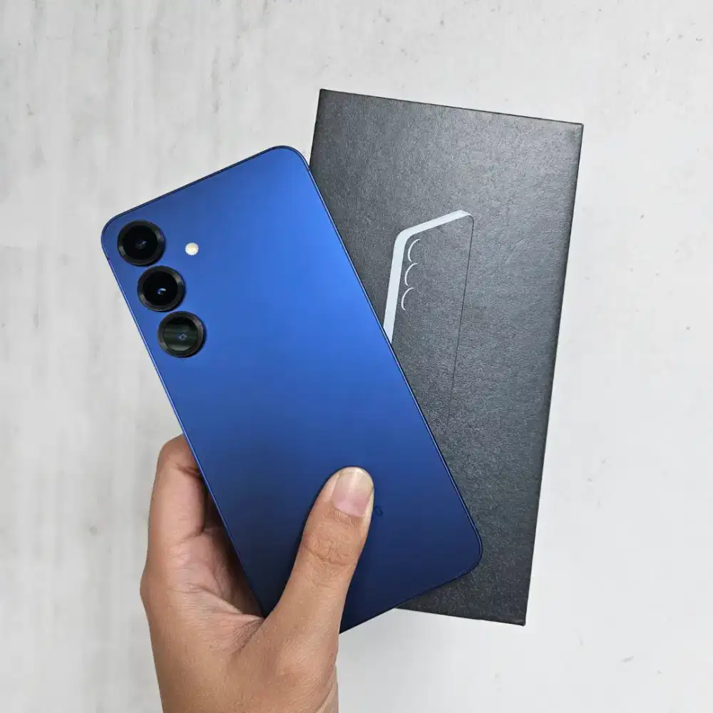 Samsung S25+ 12/512gb sein like new