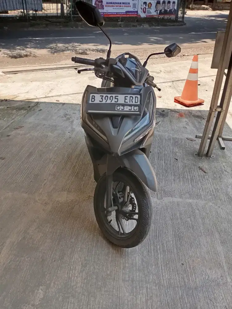 Dijual cepat motor Vario 150 keylees