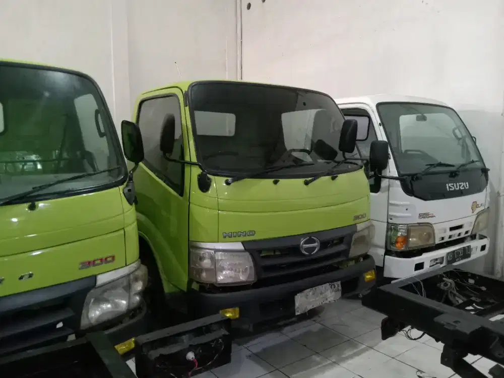 Hino Dutro 130HD tahun 2017
