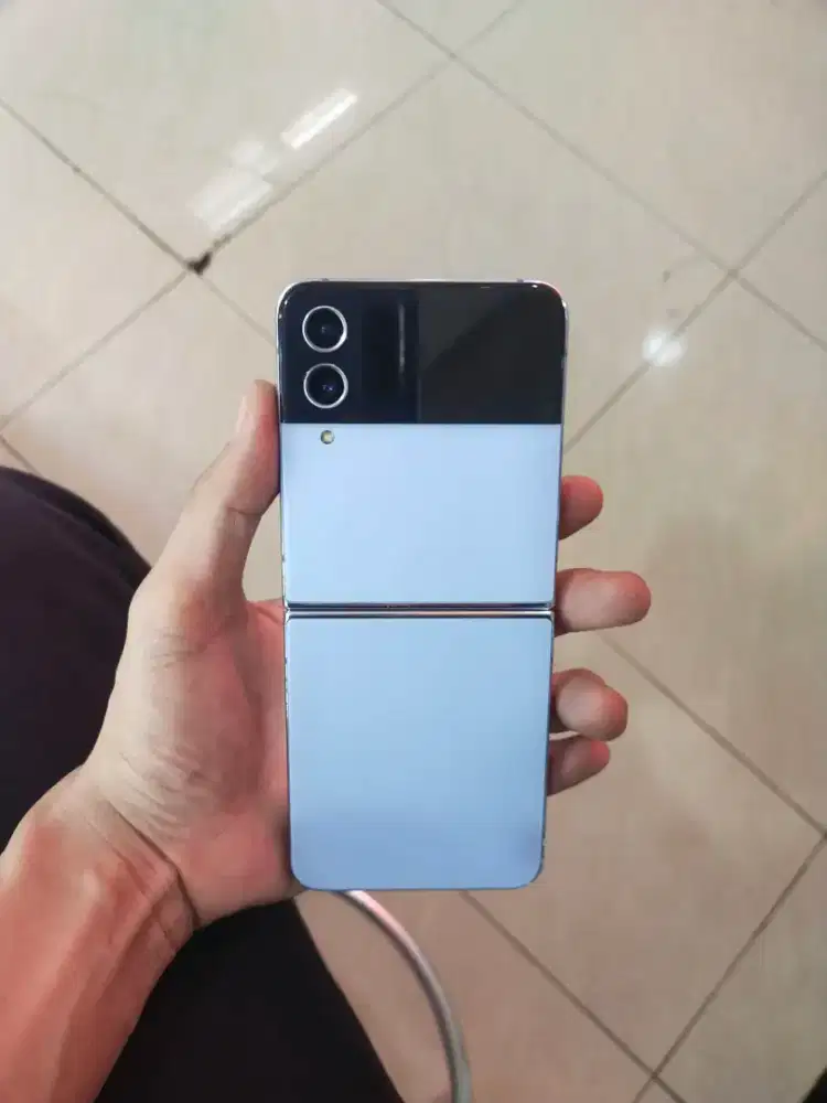 Samsung Z flip 4 8/256 GB 5G
