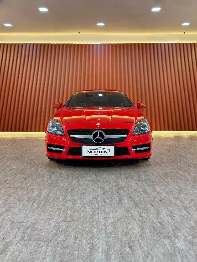 Mercedes Benz SLK 200 AMG Magic sky 2012 odo 42 Ribuan