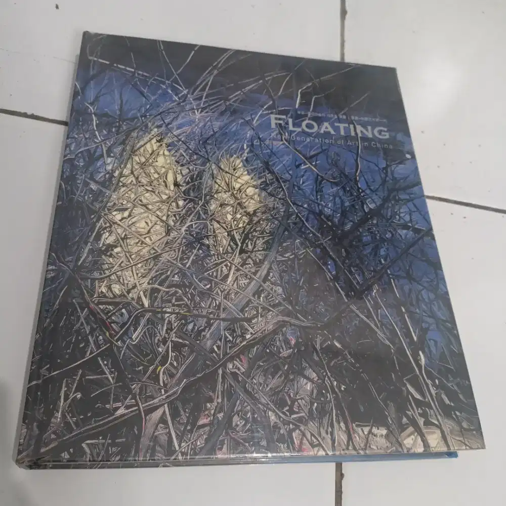 Katalog Pameran Seni Rupa Floating