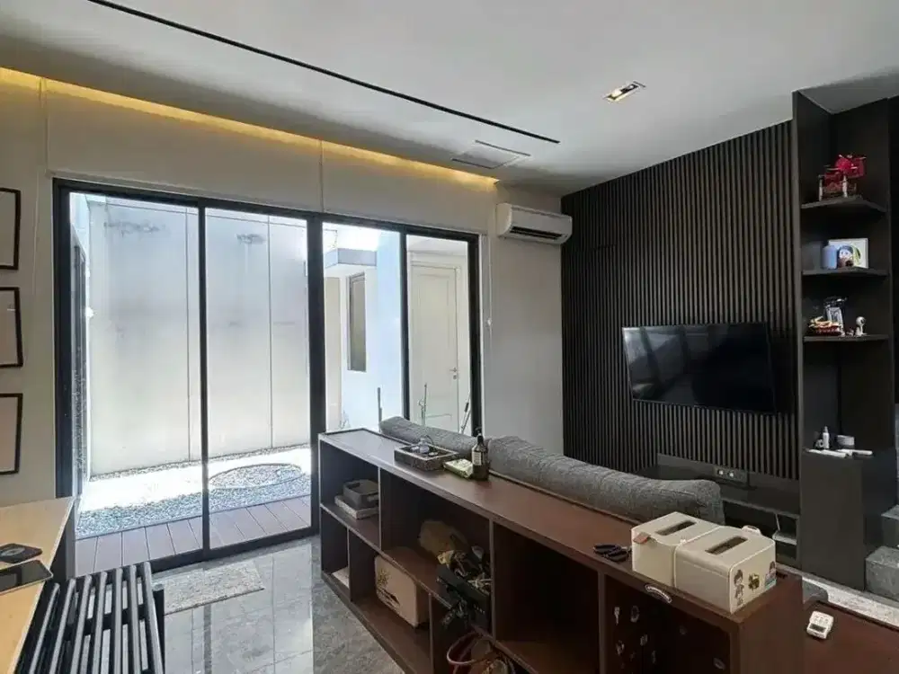 RUMAH ZIMBALI COSTA GRAND ISLAND PAKUWON CITY MINIMALIS