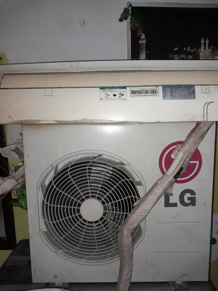 Jual cepat AC 1/2 PK LG,masih sgt dingin