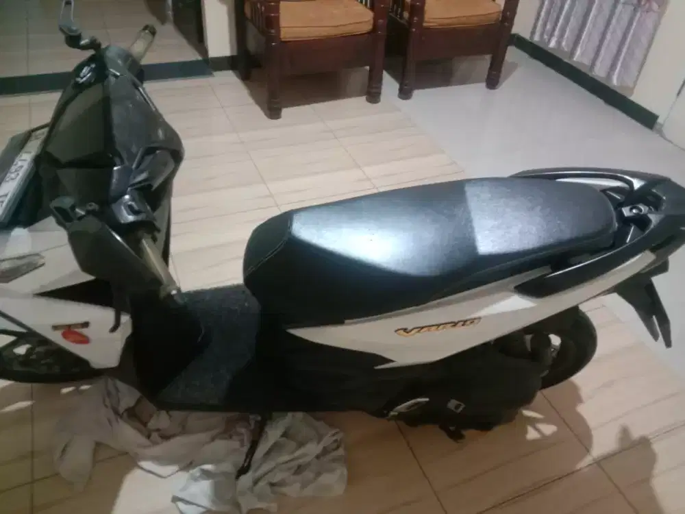 Vario 125 LED old